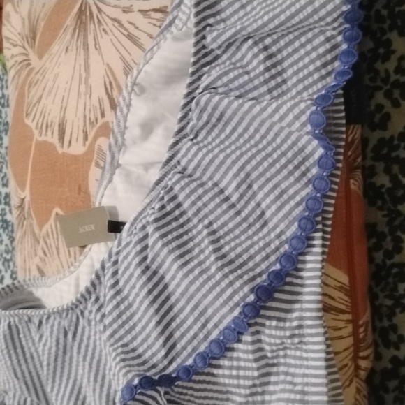 J. Crew Swimming Top Poolside Perfect Ruffle NWT Sz 6 - Picture 4 of 7